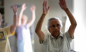 Geriatricarea ejercicio envejecimiento activo Hoffmann Training