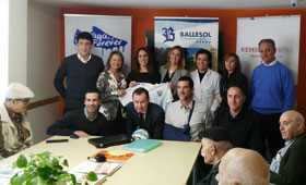 Geriatricarea Ballesol San Carlos talleres de reminiscencia fútbol