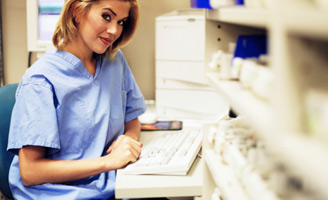 geriatricarea CCMC enfermería dispensar medicamentos