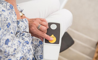 geriatricarea ThyssenKrupp Encasa salvaescaleras Flow II