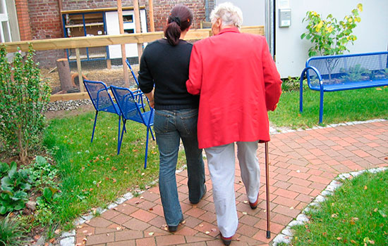 geriatricarea arquitectura personas mayores