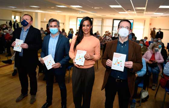 Geriatricarea, cursos de formación para mayores, banca digítal