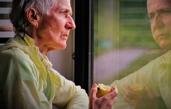 geriatricarea exclusion social personas mayores