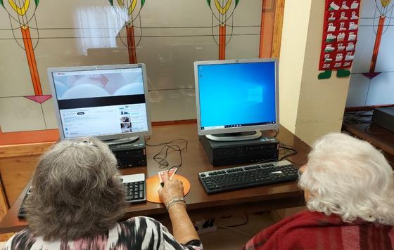 Geriatricarea- ‘Mayores Conectados’ el programa que mejora las habilidades digitales en residencias