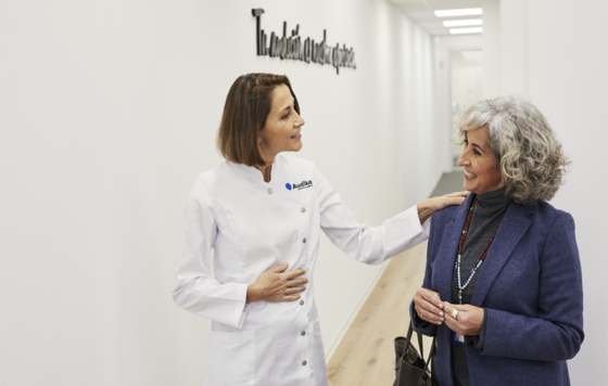 Geriatricarea- higiene auditiva, bastoncillos, Audika España