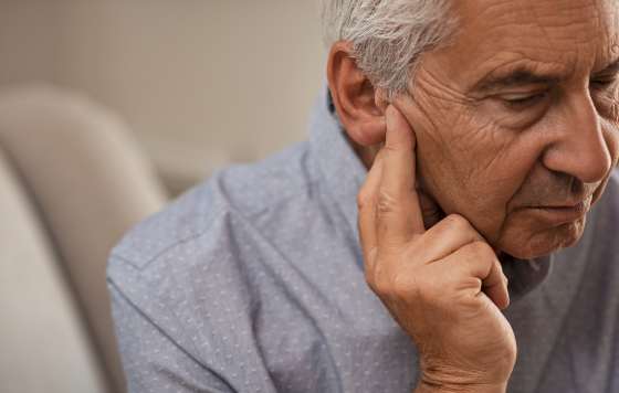 Geriatricarea- guía para un envejecimiento activo y saludable, cuidado auditivo en mayores, sordera en mayores