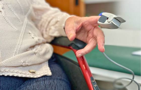 Geriatricarea- monitorización de constantes vitales de personas mayores, digitalización