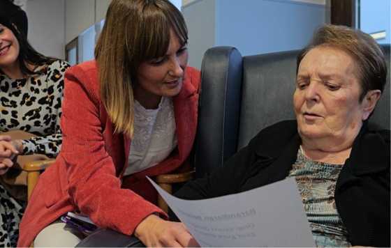 Geriatricarea-Doce residencias de Bizkaia participan en la iniciativa cultural 'Bertso Ardatz'