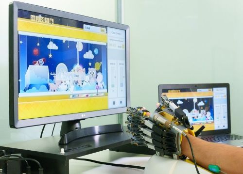 geriatricarea Neurorrehabilitacion Robotica