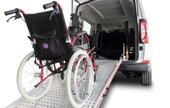 Geriatricarea, Rehatrans, vehículos adaptados