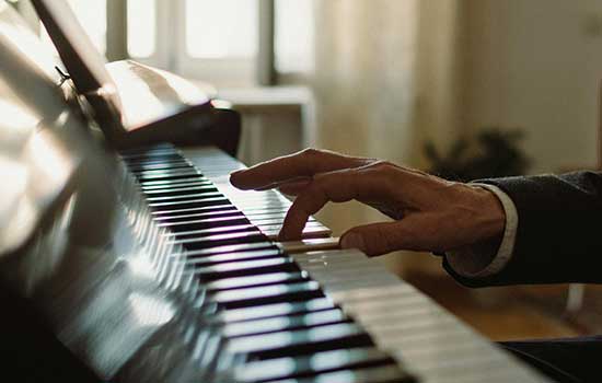 geriatricarea terapia musical