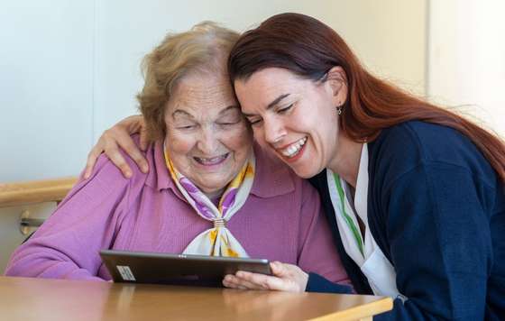 Geriatricarea- DomusVi guía "Cosas de mayores"