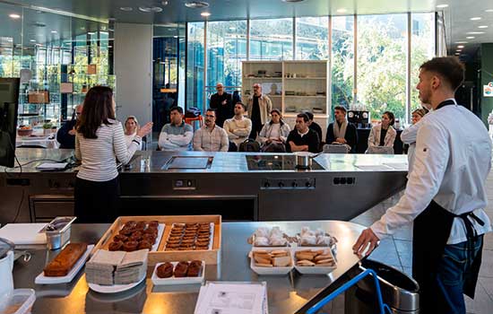 geriatricarea microbiota Compass Group