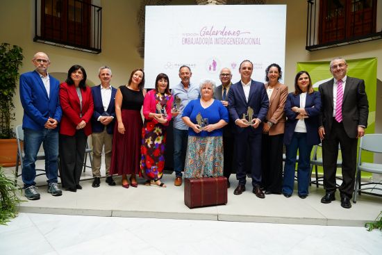 geriatricarea Catedra Macrosad Estudios Intergeneracionales