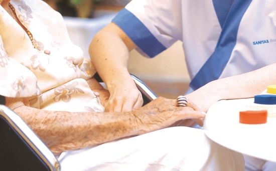 geriatricarea cuidados domiciliarios sanitas
